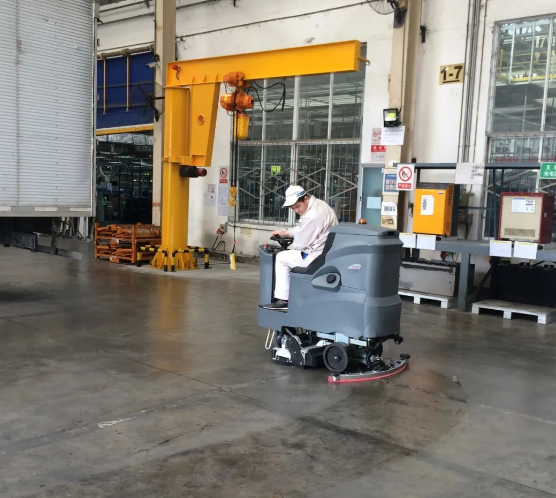 高美洗掃一體機，助力工廠地面高效清潔